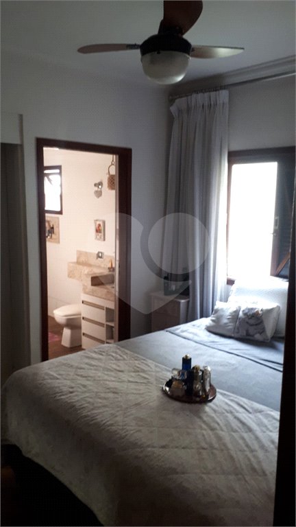Casa à venda com 3 quartos, sendo 2 suítes,  em Vila Rosália, Guarulhos, SP