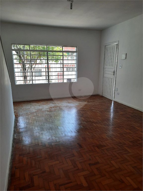 Sobrado à venda com 3 quartos em Vila Universitária, São Paulo, SP