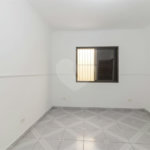 Sobrado à venda com 3 quartos, sendo 1 suíte, em Tremembé, São Paulo, SP