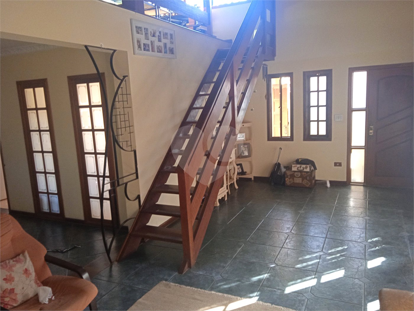 Casa à venda com 8 quartos, sendo 3 suítes, em Jardim Terceiro Centenário, Atibaia, SP