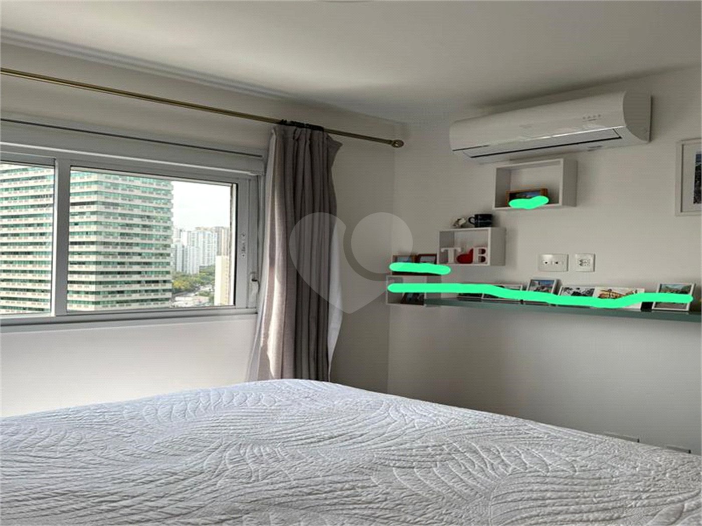 Apartamento à venda com 3 suítes em Jardim Caboré, São Paulo, SP