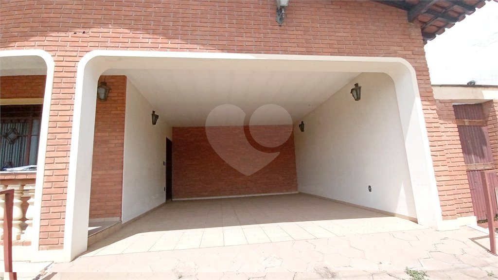 Casa à venda com 3 quartos em Santa Rosa, Vinhedo, SP