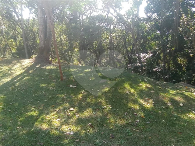 Terreno à venda no condomínio Alpes da Cantareira, Mairiporã - SP