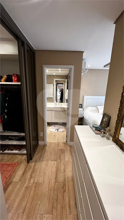 Apartamento à venda com 3 suítes em Vila Gertrudes, São Paulo, SP