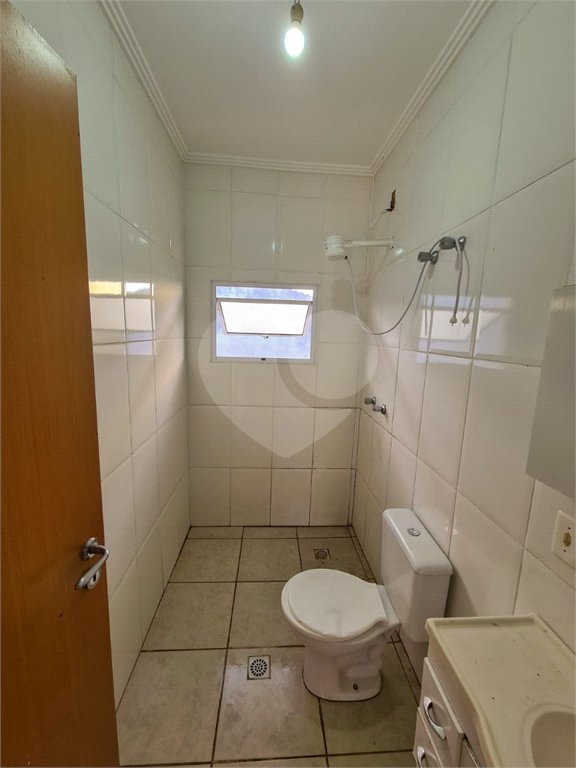 Sobrado à venda com 2 quartos no Centro, Pinhalzinho, SP