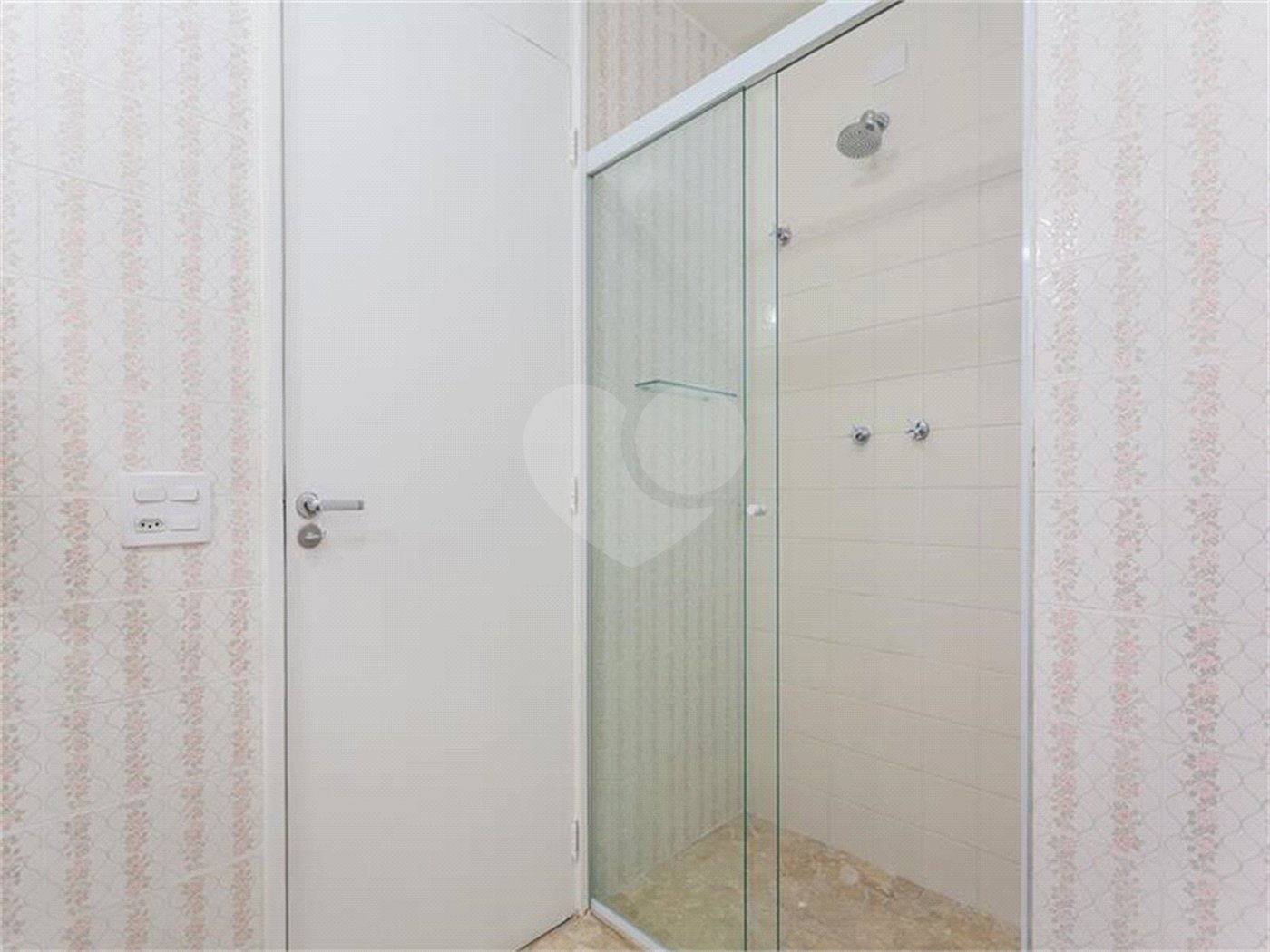 Apartamento à venda com 4 quartos, sendo 1 suíte, em Vila Olímpia, São Paulo, SP