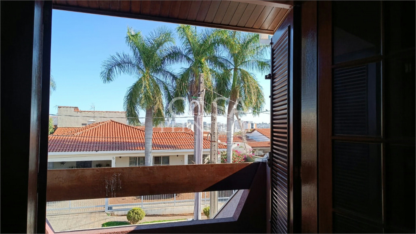 Casa à venda com 3 quartos, sendo 1 suíte,  em Jardim Americano, Sorocaba, SP