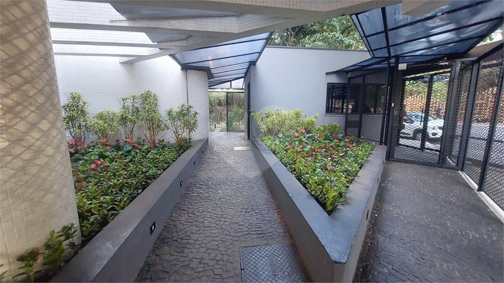 Apartamento à venda com 1 suíte em Vila Suzana, São Paulo, SP