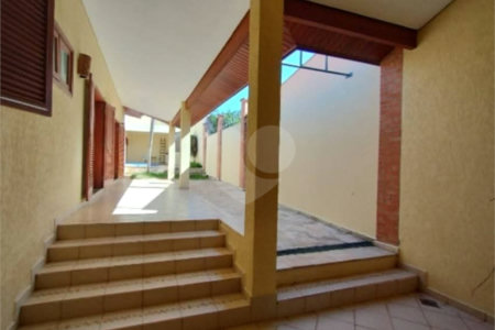 Casa à venda com 3 quartos, sendo 1 suíte, em Vila São José, Itapetininga, SP