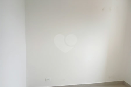 Apartamento à venda com 1 quarto em Vila dos Remédios, São Paulo, SP