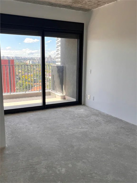 Apartamento à venda com 3 suítes em Pinheiros, São Paulo, SP