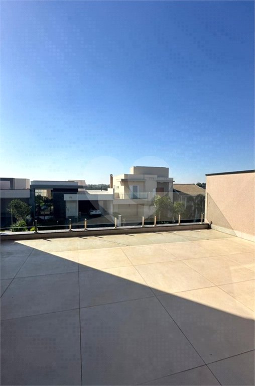 Casa à venda com 3 quartos, sendo 2 suítes, no condomínio Residencial Maria Dulce, Indaiatuba - SP