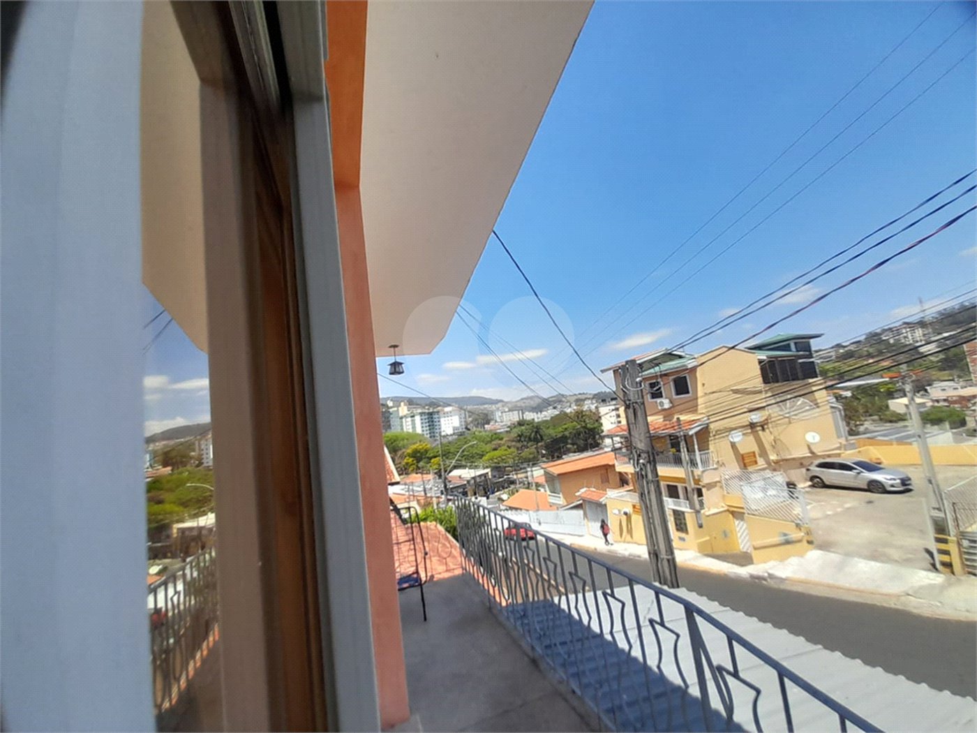 Casa à venda com 3 quartos, sendo 1 suíte, no Centro, Serra Negra, SP