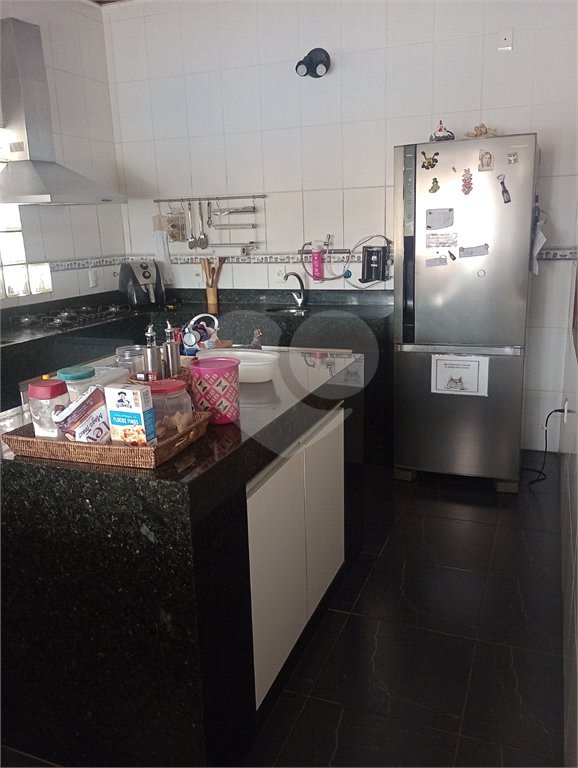 Casa à venda com 3 quartos, sendo 1 suíte, no condomínio Acmti - Colinas do Mosteiro, Terras de Itaici e Recanto dos Pássaros, Indaiatuba - SP