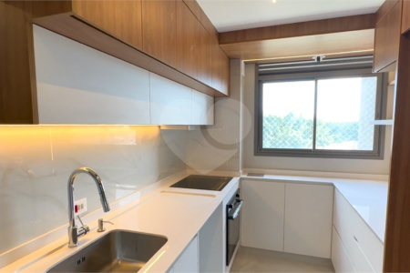 Apartamento à venda com 3 quartos, sendo 1 suíte,  em Parque Industrial Tomas Edson, São Paulo, SP