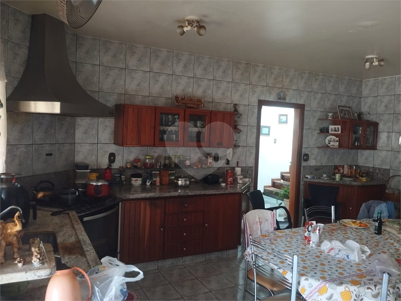 Sobrado à venda com 3 quartos, sendo 1 suíte, em Jardim Nova América, Araraquara, SP