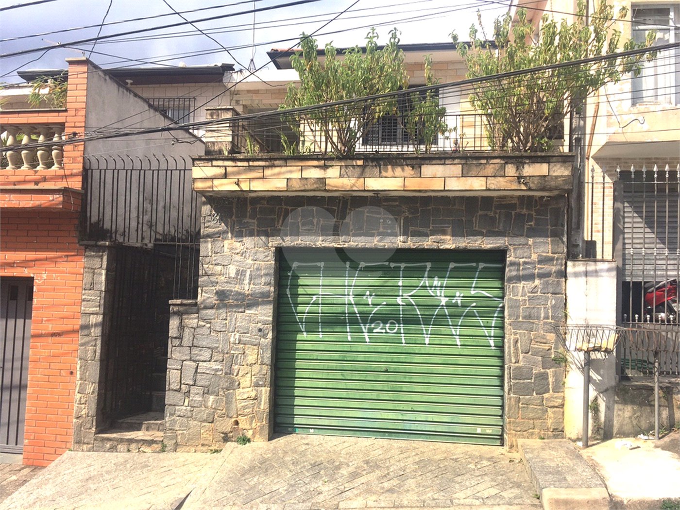 Casa Térrea à venda com 4 quartos, sendo 1 suíte,  em Vila Mazzei, São Paulo, SP