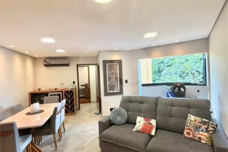 Apartamento à venda com 3 quartos, sendo 1 suíte,  em Vila Paulicéia, São Paulo, SP