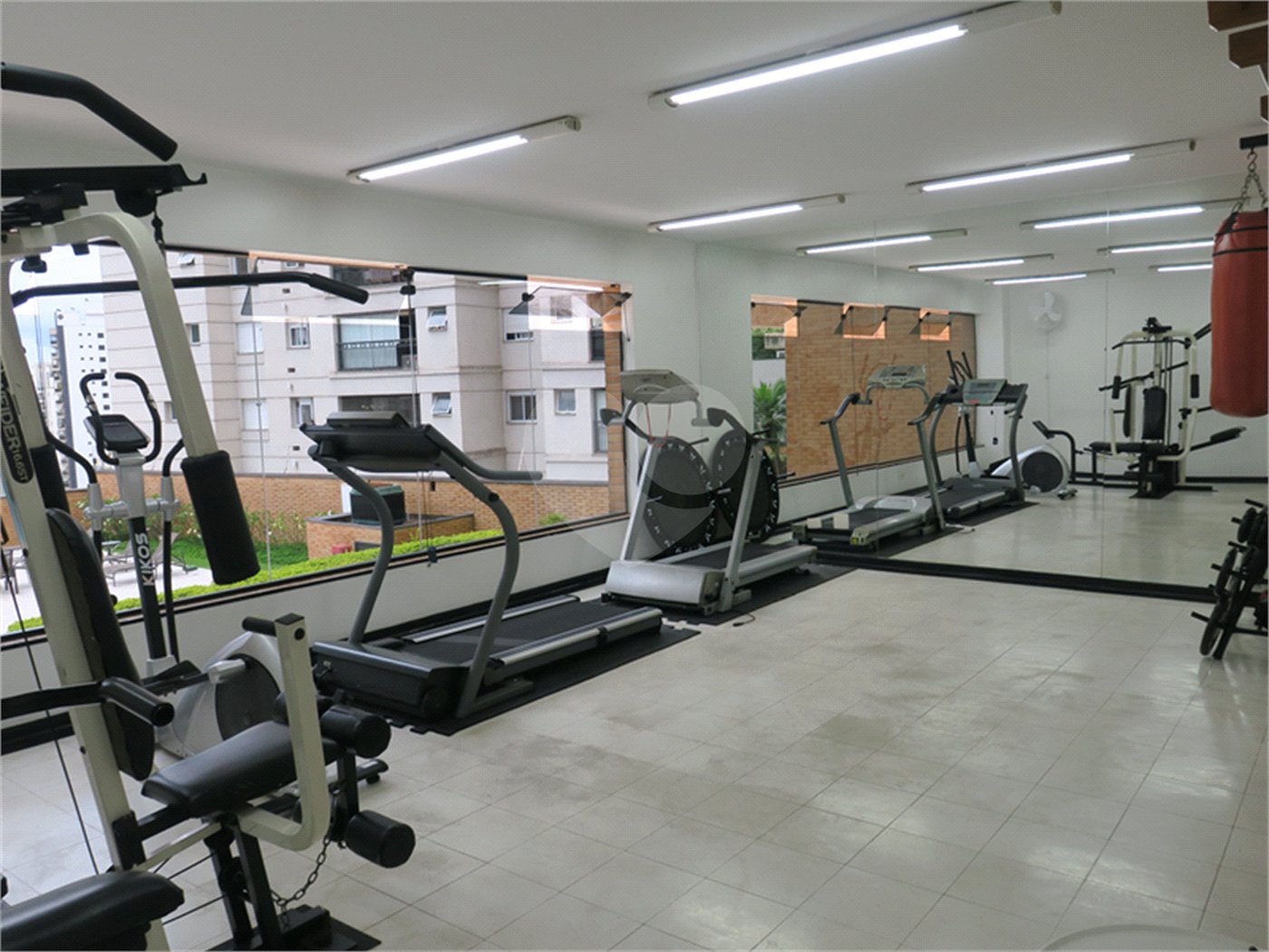 Apartamento à venda com 3 suítes em Vila Suzana, São Paulo, SP