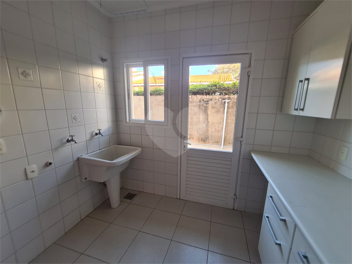 Casa à venda com 3 suítes no condomínio Vinhas da Vista Alegre - Lado Sede, Vinhedo - SP