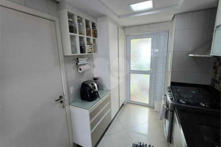 Apartamento à venda com 3 suítes em Santa Teresinha, São Paulo, SP