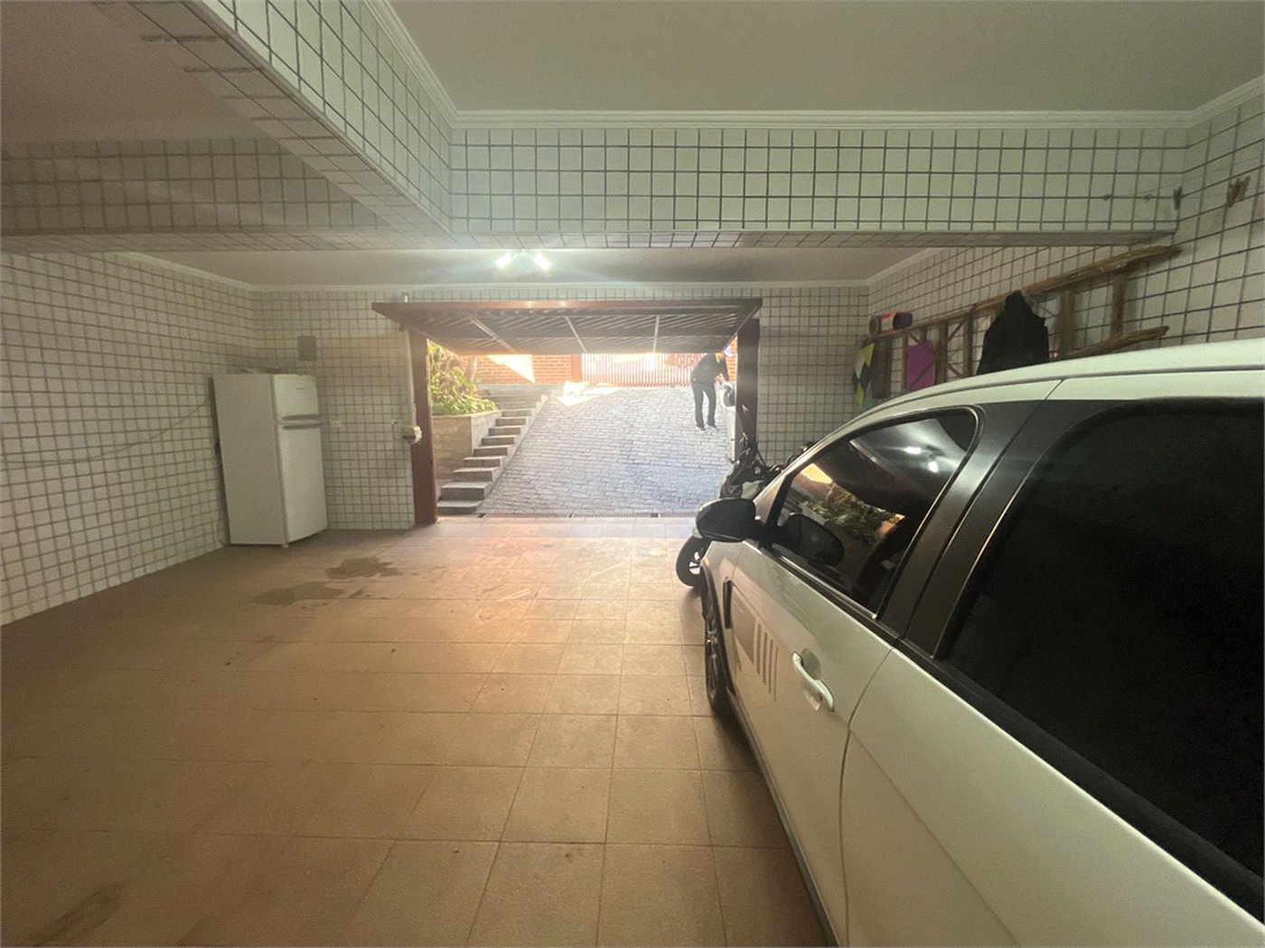 Sobrado à venda com 7 quartos, sendo 1 suíte, em Tremembé, São Paulo, SP