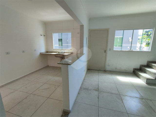 Casa em condomínio à venda com 3 quartos, sendo 1 suíte,  em Horto Florestal, São Paulo, SP