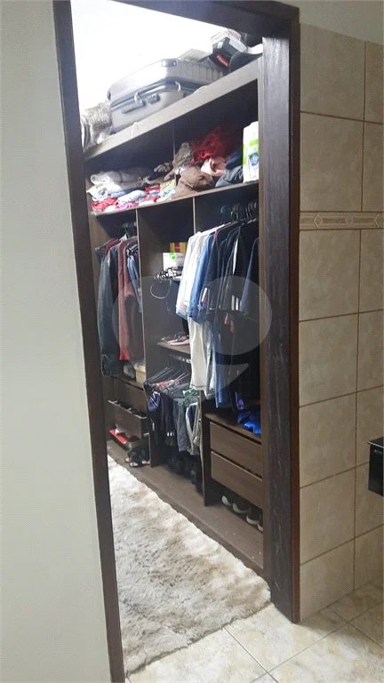 Sobrado à venda com 3 quartos, sendo 1 suíte, em Tremembé, São Paulo, SP