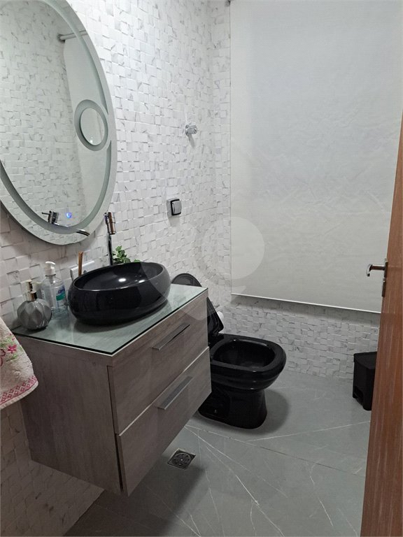 Sobrado à venda com 2 quartos em Jaraguá, São Paulo, SP