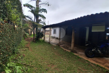 Casa à venda com 2 suítes em Vila Progresso, Itapetininga, SP