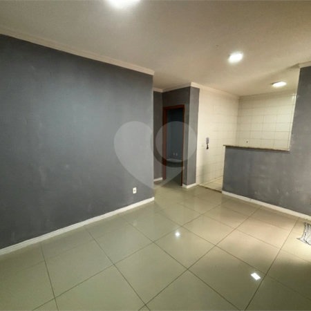 Apartamento à venda com 2 quartos em Olaria, Salto, SP