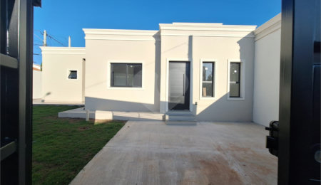 Casa Térrea à venda com 3 quartos, sendo 1 suíte,  em Jardim Regina, Indaiatuba, SP