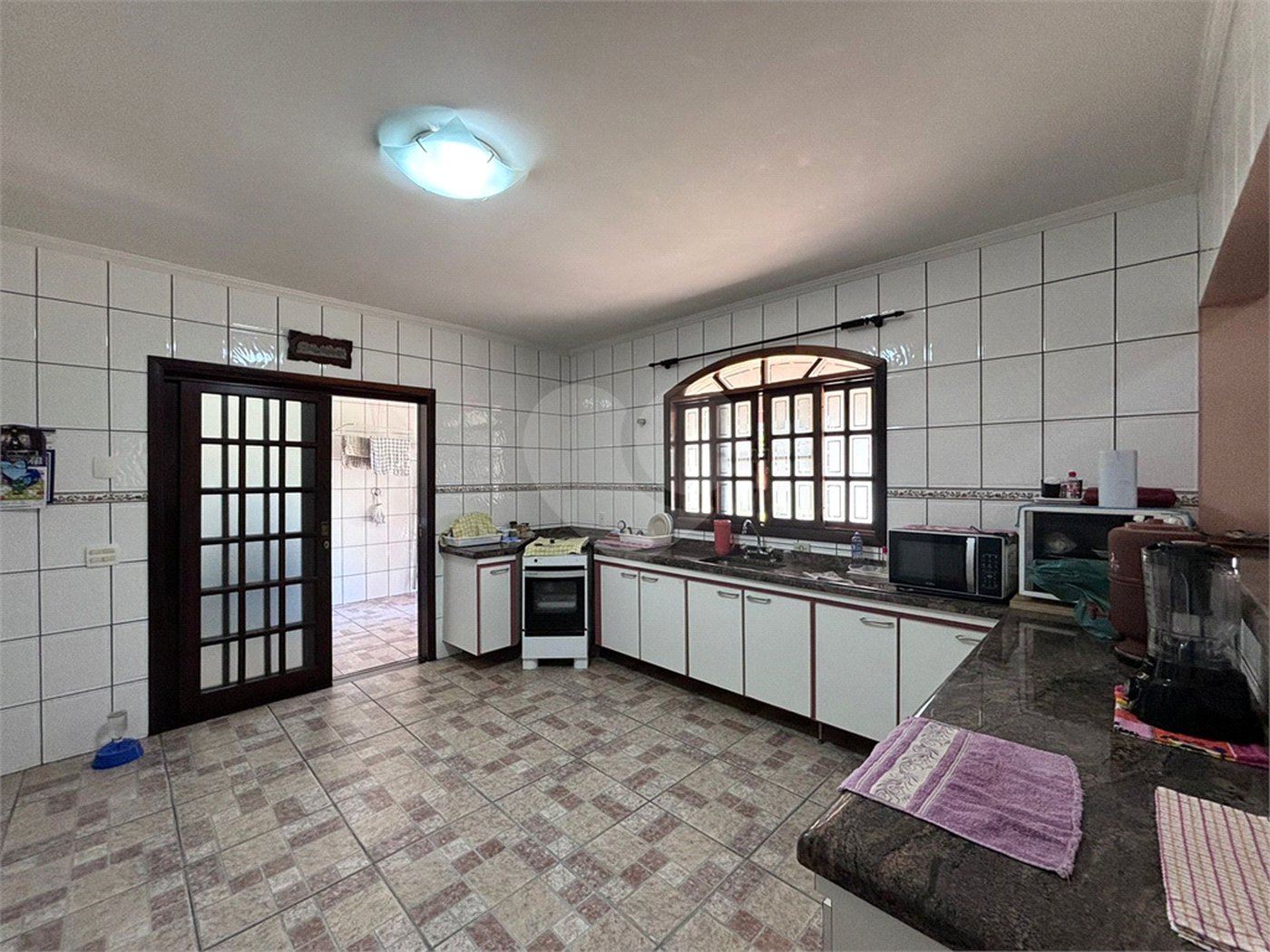 Casa Térrea à venda com 4 quartos, sendo 2 suítes, em Alpes D'Ouro, Bom Jesus dos Perdões, SP