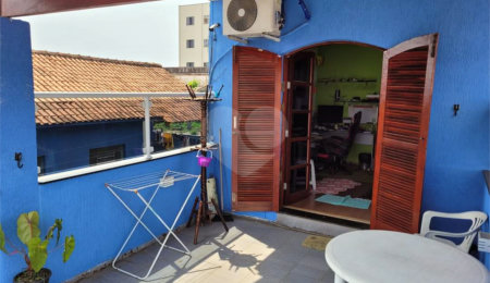 Sobrado à venda com 2 quartos, sendo 1 suíte,  em Vila Sud Menuci, Mogi das Cruzes, SP