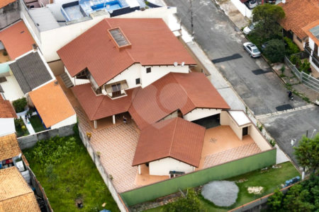 Casa à venda com 1 quarto, sendo 4 suítes, no condomínio Jardim Altos de Suzano, Suzano - SP
