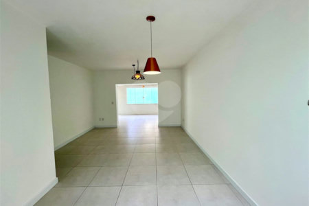 Casa Térrea à venda com 3 quartos, sendo 1 suíte,  em Cidade Universitária, Campinas, SP