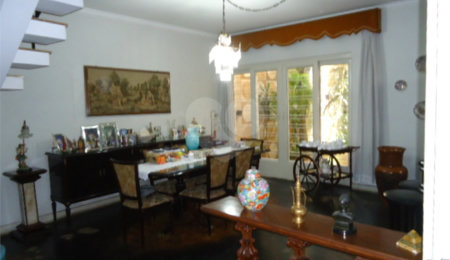 Sobrado à venda com 4 quartos em Santana, São Paulo, SP