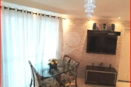 Sobrado à venda com 3 quartos, sendo 1 suíte, em Vila Nivi, São Paulo, SP