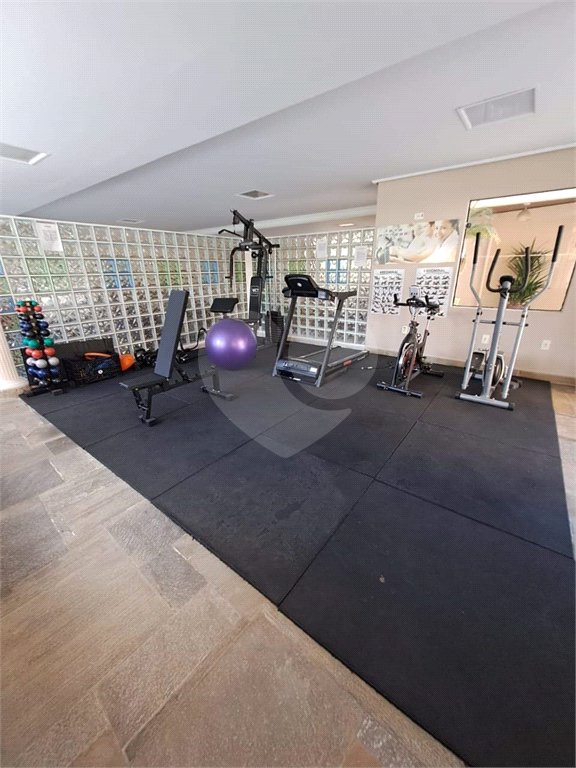 Apartamento à venda com 3 quartos, sendo 1 suíte,  em Enseada, Guarujá, SP