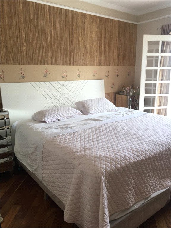 Sobrado à venda com 4 quartos, sendo 1 suíte, em Tremembé, São Paulo, SP