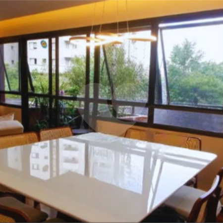 Apartamento à venda com 2 suítes em Jardim Londrina, São Paulo, SP