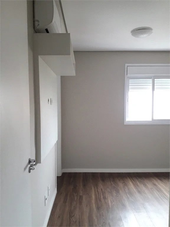 Apartamento à venda com 3 quartos, sendo 1 suíte, em Jardim Umarizal, São Paulo, SP