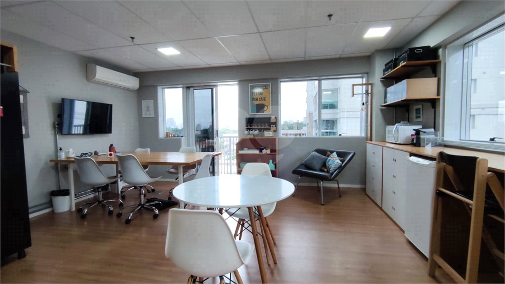 Sala à venda em Alto da Boa Vista, São Paulo, SP