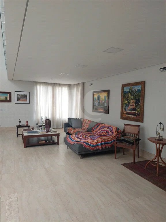 Casa à venda com 3 quartos, sendo 2 suítes, no condomínio Ibiaram 1, Itupeva - SP