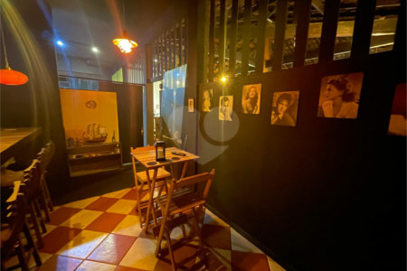 Sobrado à venda com 2 quartos, sendo 1 suíte, em Estância Balneária Hawai, Caraguatatuba, SP
