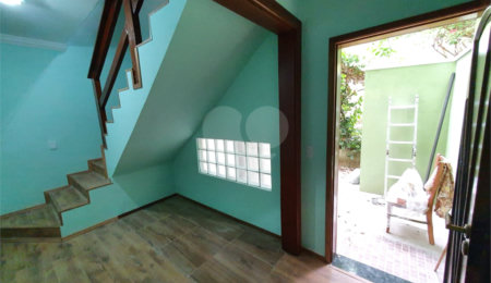 Casa à venda com 3 quartos, sendo 2 suítes,  no condomínio Residencial Jardim Lago da Cantareira, Mairiporã - SP