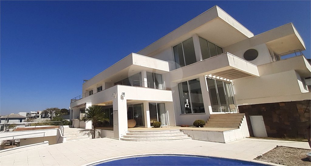 Casa à venda com 5 suítes em Tanque, Atibaia, SP