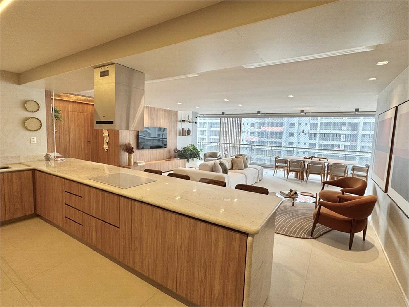 Apartamento à venda com 3 suítes em Jardim das Acácias, São Paulo, SP