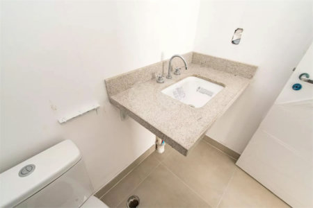 Apartamento à venda com 3 suítes em Vila Firmiano Pinto, São Paulo, SP