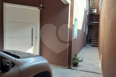 Sobrado à venda com 2 quartos, sendo 1 suíte, em Jardim Luciana, Itaquaquecetuba, SP